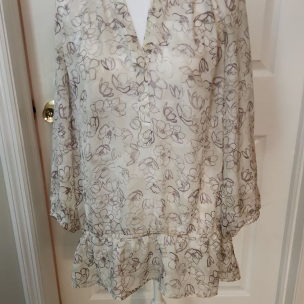 Loft long sleeve blouse. - Picture 2 of 2